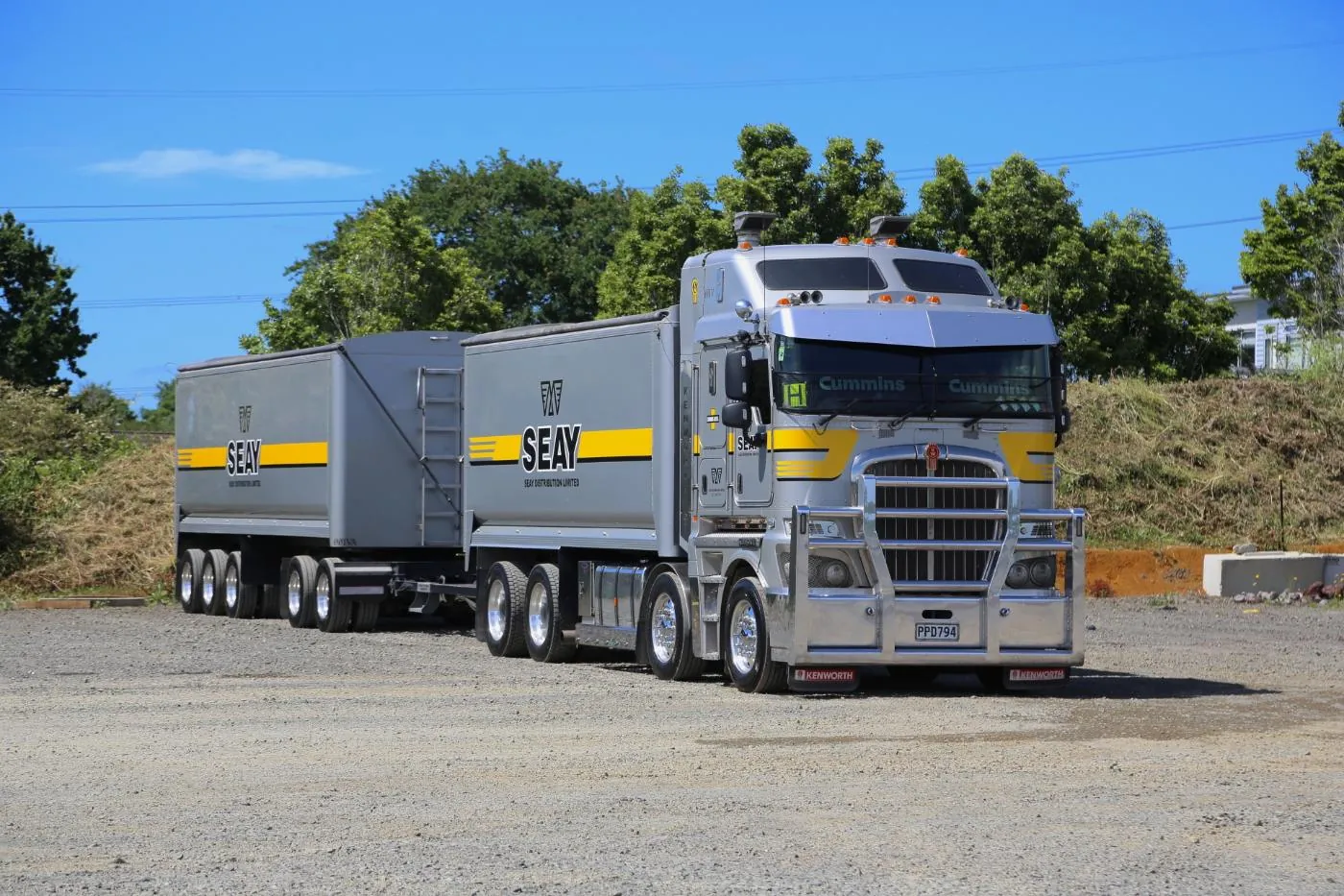 Seay Distribution Kenworth K200 truck and trailer